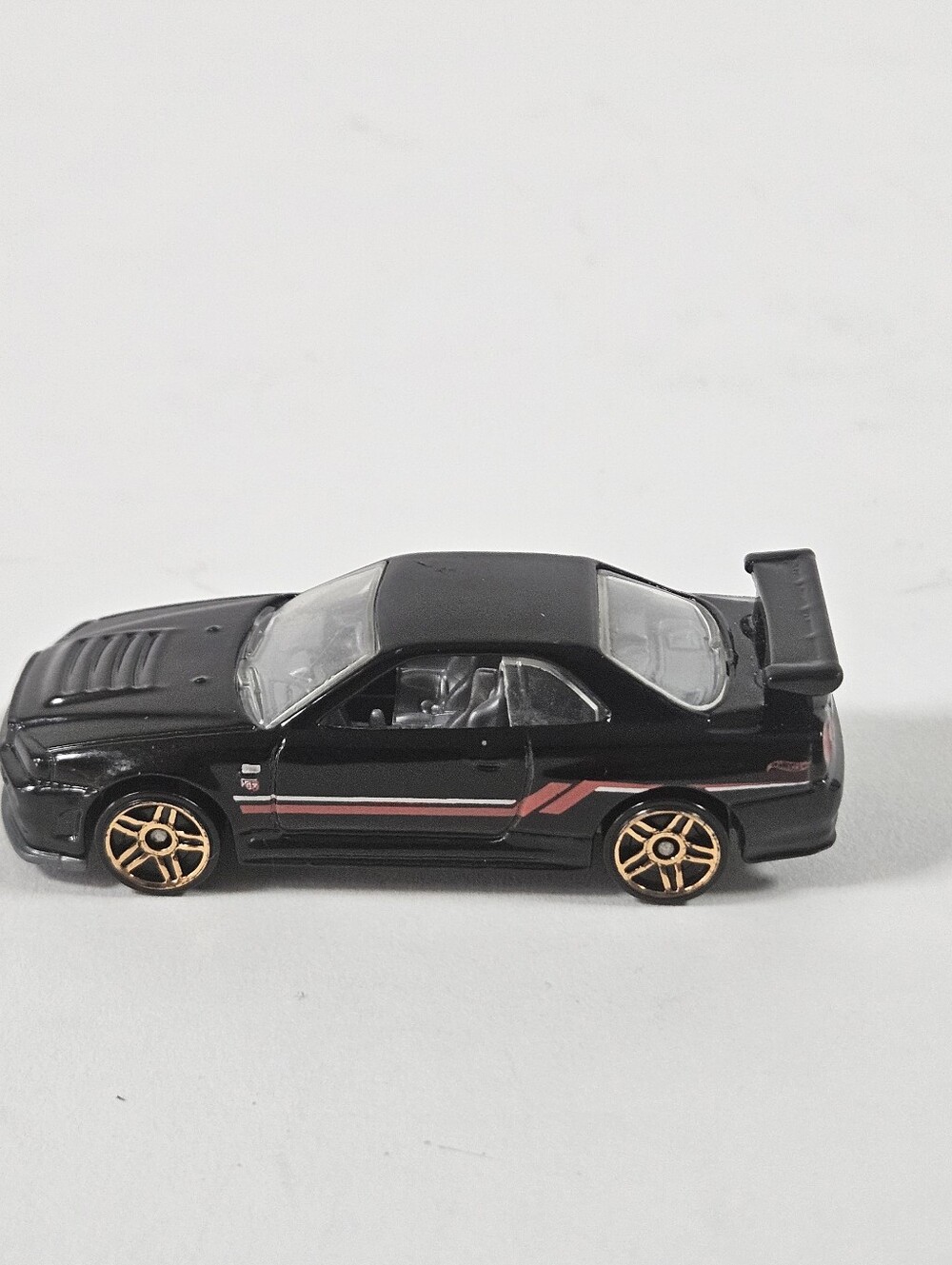 Hot Wheels Premium 2013 Nissan Skyline GT-R R34 Black